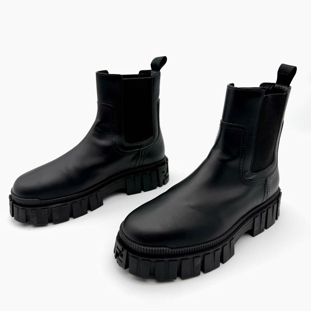 FENDI Force Leather Chelsea Boot Size 38.5 Black Leather FF Chunky Ankle Booties